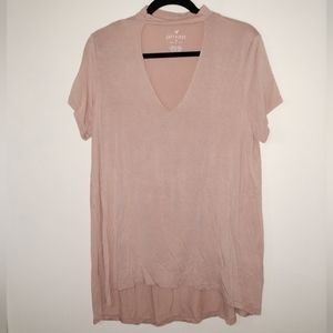 🌿 AEO soft & sexy pink choker tee